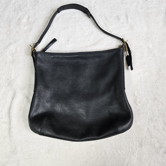 Coach Handbags - COACH Vintage LEAGACY HOBO pre-loved LUXURY
